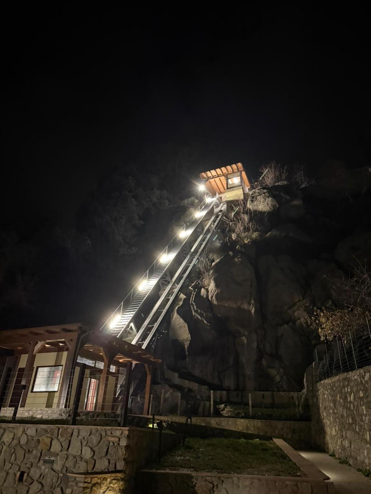 Casa Gaudi Hotel Piancastagnaio Bagian luar foto